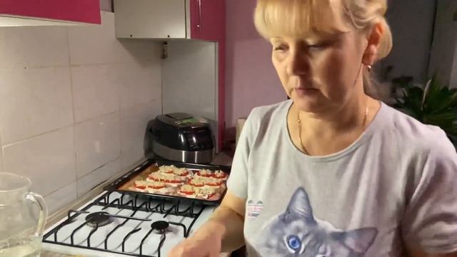 VLOG ?? ВЕСЬ ДЕНЬ КАК БЕЛКА В КОЛЕСЕ/ МЯСО В ДУХОВКЕ/ КАША ТЫКВЕННАЯ смотреть онлайн