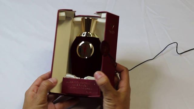 PARFUM à la ROSE 🌹Unboxing et première impression d’un bijoux NICHE-- V CANTO CICUTA смотреть онлайн