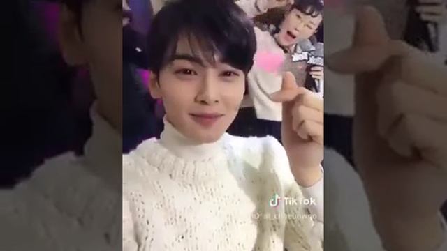 TikTok_Korea Eunwoo