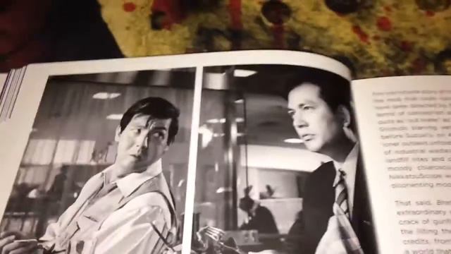 Unboxing Alfred Hitchcock's Masterpiece Collection Blu Ray Box Set and Arrow Video Cult Cinema Book смотреть онлайн