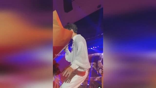 Димаш! Ждем новостей видео ремарка. Dimash! In attesa di notizie video ReMarka. смотреть онлайн