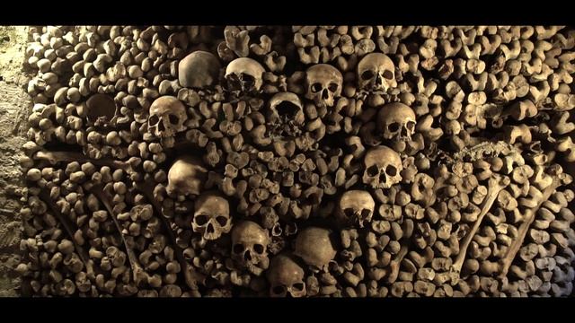 Immersion dans les Catacombes de Paris смотреть онлайн