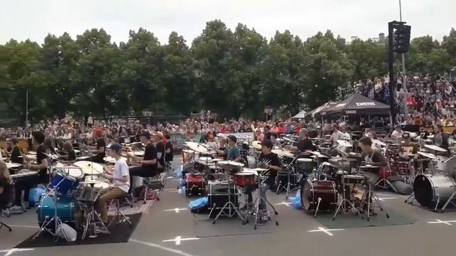 09.07.2017 Рига. Барабанщики. Фестиваль смотреть онлайн