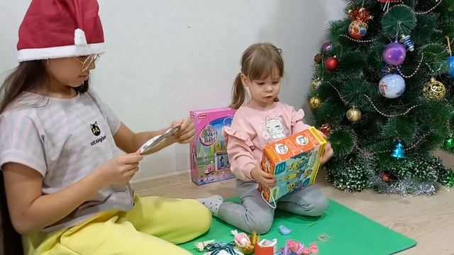 Распаковка куклы LOL Знаки зодиака 2021-22, LOL Водолей, LOL Стрелец LEGO Sluban Hospital, Госпитал смотреть онлайн