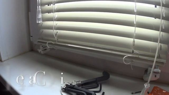 LC200:Женский клуб. Как снять горизонтальные металлически жалюзи с пластиковых окон, чтобы помыть ? смотреть онлайн