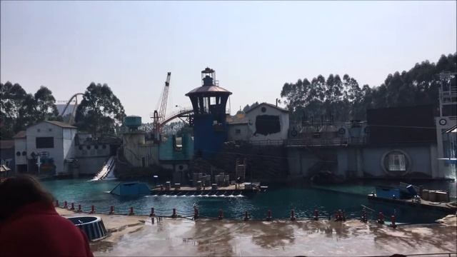 A Day at Chimelong Paradise (China's Largest Theme Park) смотреть онлайн