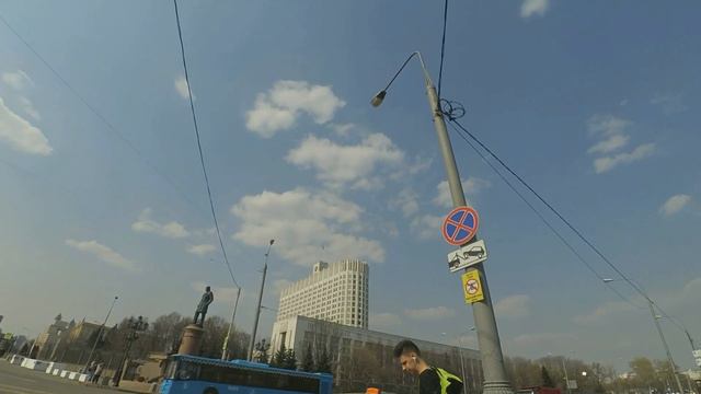 Велопрогулка в центре Москвы. Bicycle trip at the Moscow's center. смотреть онлайн