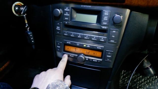 Промывка испарителя кондиционера Тойота Авенсис 2 смотреть онлайн