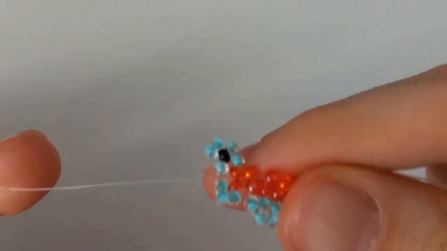 ?Лягушка из бисера / туториал на фигурку✨ смотреть онлайн