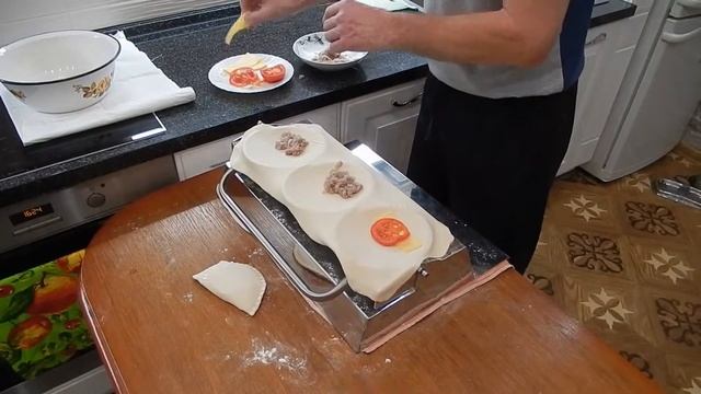 Форма для чебуреков из стали обзор смотреть онлайн