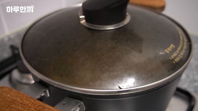 꿀맛보장 돼지갈비찜 :: 울엄마가 해준 맛 смотреть онлайн