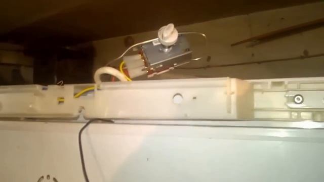 Отрегулировать термостат на холодильнике К59, К50, Там 133, Там 112, Т 130, Денфос