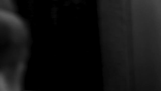 Денис Савельев и стрижка "Slickback" или "Блатная" смотреть онлайн