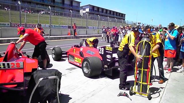 Ferrari Formula 1 ! Ferrari 412 v12 1994 and Ferrari 156 v6 turbo 1985 смотреть онлайн
