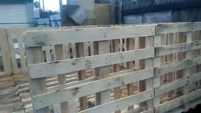 СОБЕРАЮ БИСЕДКУ ИЗ ПОДДОНОВ . 1 РАЗ ) (ЧАСТЬ 1) смотреть онлайн