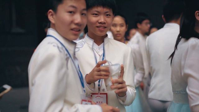 Meet the choir: Shanghai Huangpu Youngster’s Art Activity Center Spring Children’s Choir (China) смотреть онлайн