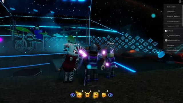 Figure it Out (Roblox full concert) Royal blood Bloxy awards! смотреть онлайн