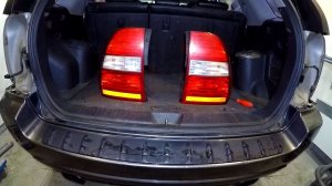 Как снять/заменить лампочку в заднем фонаре на Kia Sportage 2004-2008год