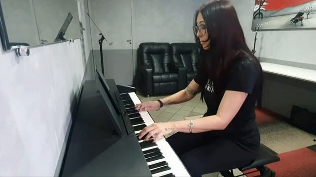 Vocalise para treino de coloratura (Dó 3 até Sol 5) смотреть онлайн