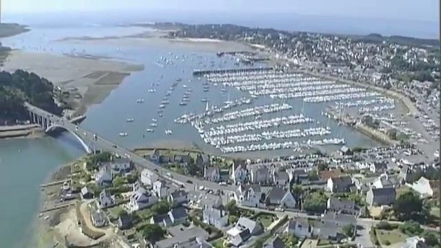 La Trinité sur Mer vue du ciel | Tourisme Morbihan TV смотреть онлайн