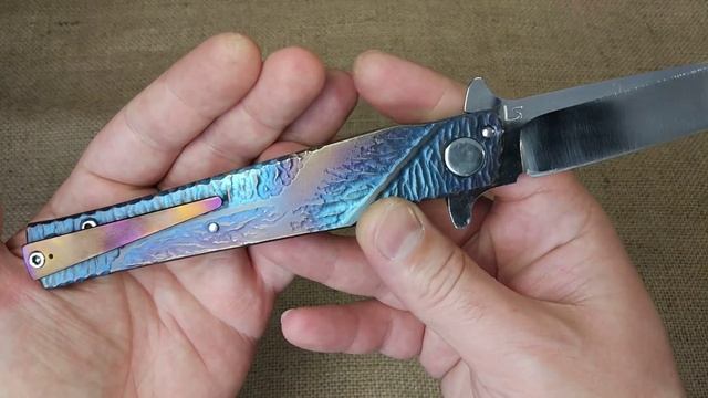 Складной нож 