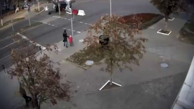 Полицейские тоже умеют летать! смотреть онлайн