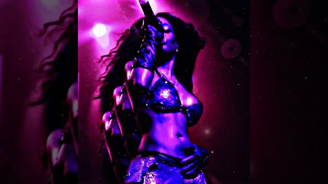IN TOWN Azealia Banks & Kevin Hussein смотреть онлайн