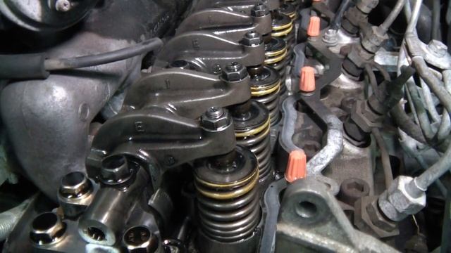 Mitsubishi Pajero двс 4D56 замена грм смотреть онлайн