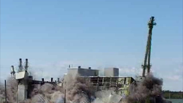 Неудачный снос электростанции смотреть онлайн