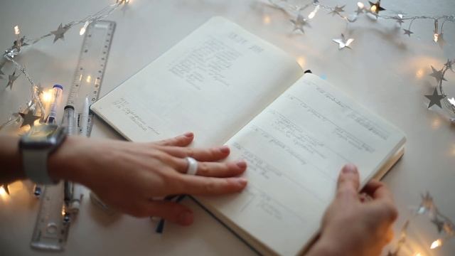 Минималистичный BulletJournal 2020. Ежедневник по-простому. Крупноформатное планирование. смотреть онлайн