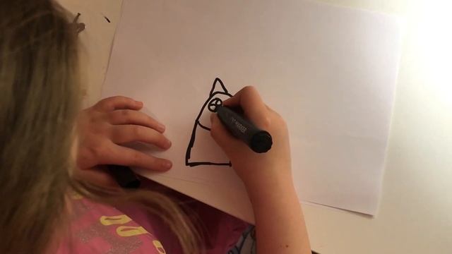Дарина учит рисовать котика смотреть онлайн