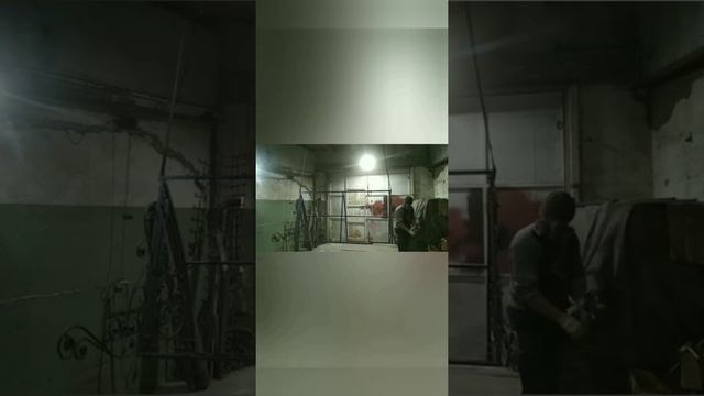 Кованый козырек над крыльцом.Часть вторая.forged visor above the entrance. Part two. смотреть онлайн