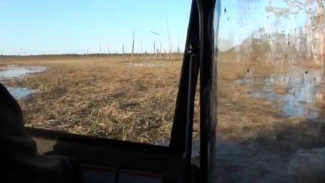 MAX IV 6x6 with J-Wheelz in the mossy swamp, St.Petersburg, Russia, April 2011 смотреть онлайн