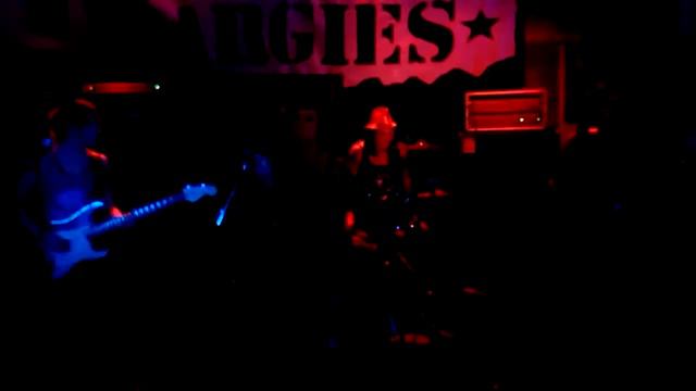 Bloody Benders en El Cuartel. Nightmare... смотреть онлайн