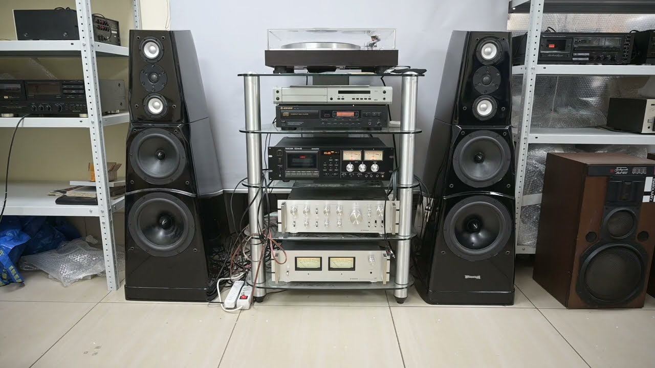 АС ILLUMINATI EXCELLENT - Студия VintageAudio