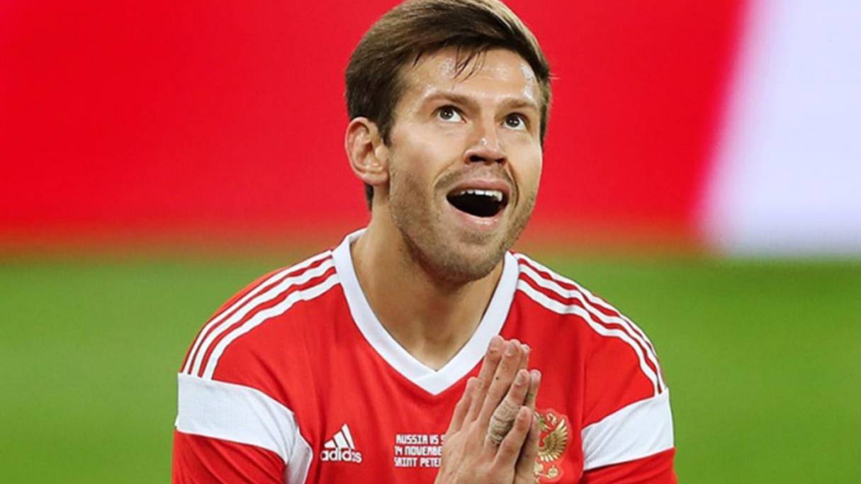 Лучшие голы Федора Смолова в РПЛ смотреть онлайн