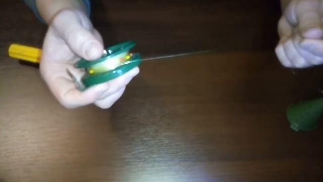 КАК СДЕЛАТЬ КОРМУШКУ+ГЛУБИНОМЕР? 2 в 1-ом(ДЛЯ ЗИМНЕЙ РЫБАЛКИ) смотреть онлайн