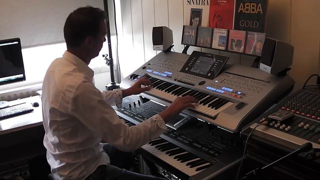 Bamboleo Gipsy Kings Performed By Rico On Yamaha Tyros 4 Drums Roland G1000/70 смотреть онлайн