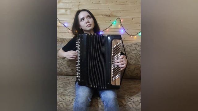 "В низенькой светелке" ("Пряха") - поет Батаев Д.И. смотреть онлайн