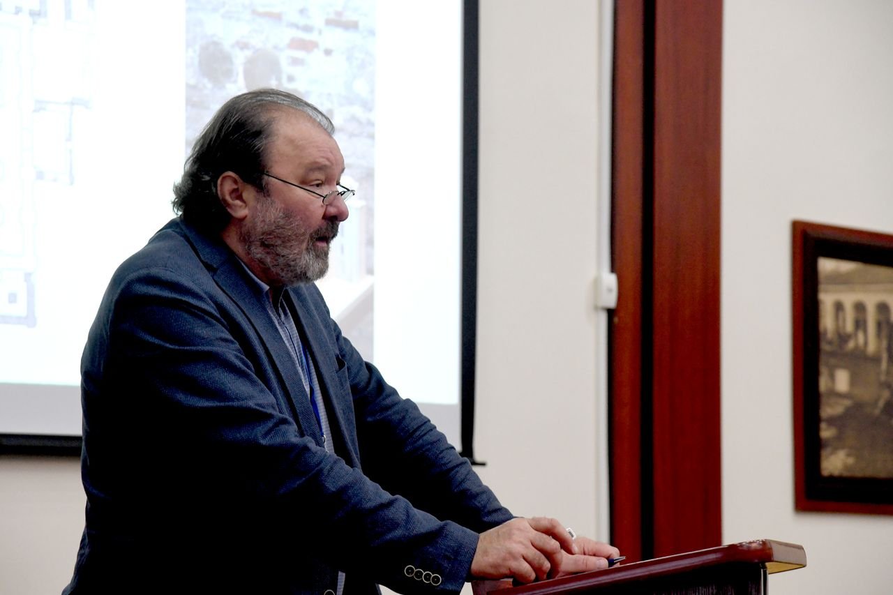 Тарасов С. В. Евфросиния (Офросиния) Полоцкая и археология