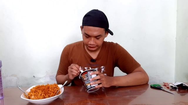Review or challenge: Ghost pepper noodle vs mie bon cabe KEPEDESAN!!!!! смотреть онлайн