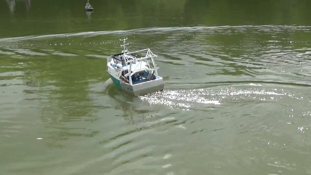 LACMN 2016 RC : Le chalutier Yann-Morgane de Pascal (maquette bateau) смотреть онлайн