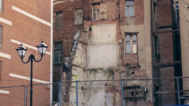 СТАРЬЁ (д/ф, 2021 г.) / Ростов-на-Дону - нужны человейники...нужна стройка // СМЫСЛ.doc смотреть онлайн