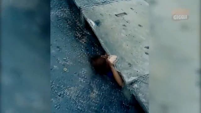 v s mobiФильм Оно Гоблинский Перевод смотреть онлайн