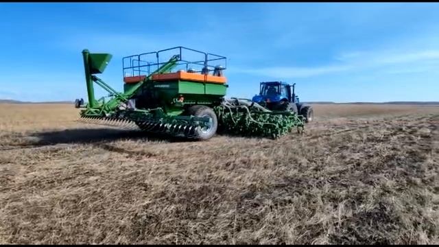 Amazone DMC 9001. Посев по стерне?#amazone #saat #seeding #dmc #newholland