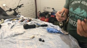 УАЗ Патриот/Ставим демпфер на рычаг КПП