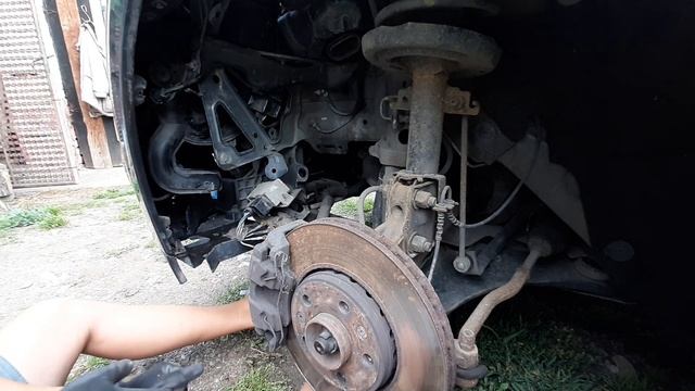 Renault Scenic 3 - 1.5 DCI - Preheating Relay - Remove / Replace смотреть онлайн