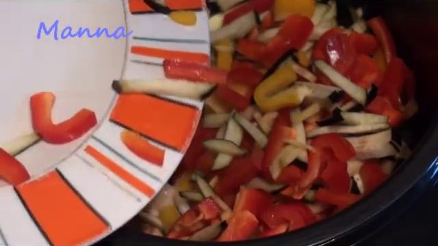 Овощное рагу с мясом в мультиварке Philips HD3197 смотреть онлайн