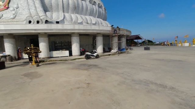 Пешком на гору к Биг Будда (Big Budda). Таиланд. Пхукет. Март 2023 смотреть онлайн