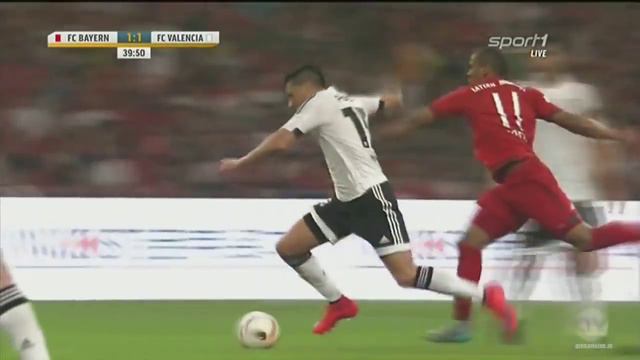 Douglas Costa (FC Bayern) vs FC Valencia , 4:1 , Audi Summer Tour China 2015 , HD смотреть онлайн
